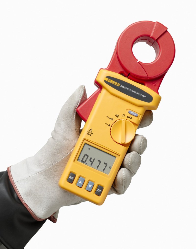 Ampe kìm đo điện trở đất Fluke 1630 sử dụng đo điện trở đất