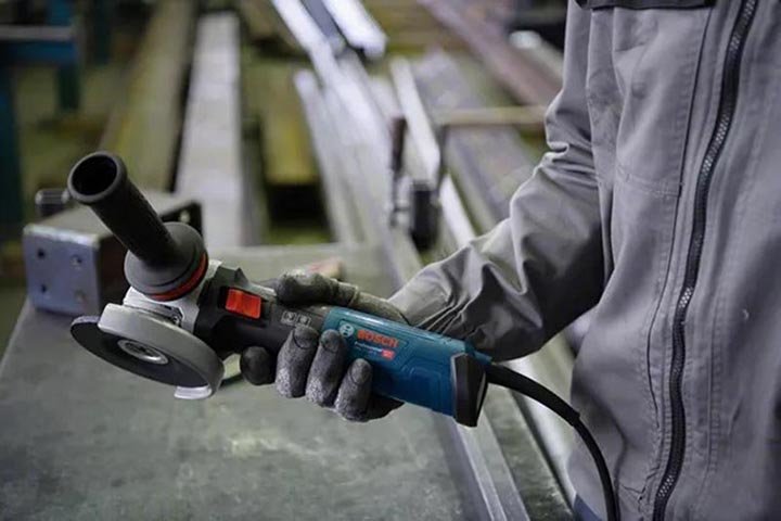 Máy mài góc Bosch GWS 17-150 S có độ an toàn cao
