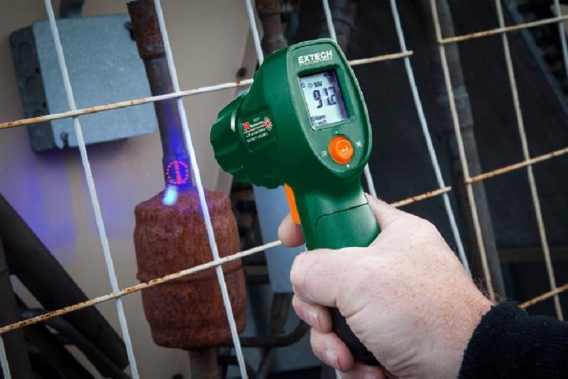 Extech IR300UV đo nhiệt độ bề mặt mà không tiếp xúc trực tiếp từ -30 đến 500 ° C (-22 đến 932 ° F) Extech IR300UV đo nhiệt độ bề mặt mà không tiếp xúc trực tiếp từ -30 đến 500 ° C (-22 đến 932 ° F)