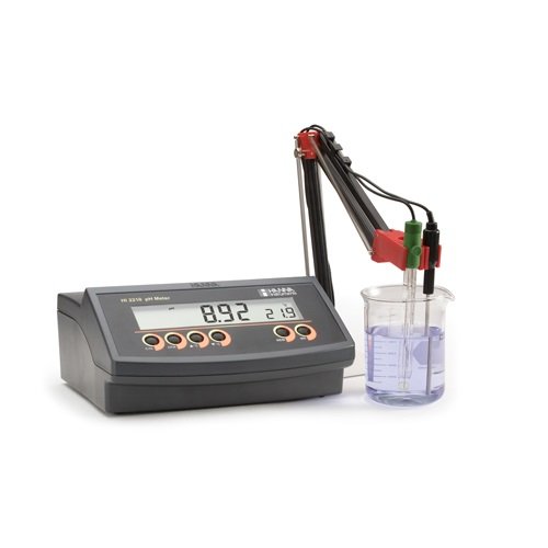 Máy đo PHNhiệt độ Hanna HI2210-02