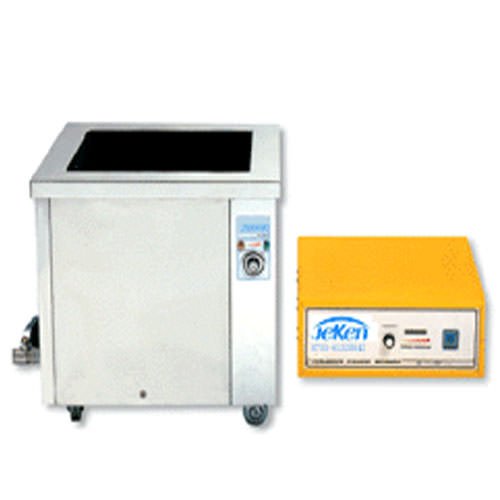 Bể rửa siêu âm công nghiệp dung tích từ 23L-126L
