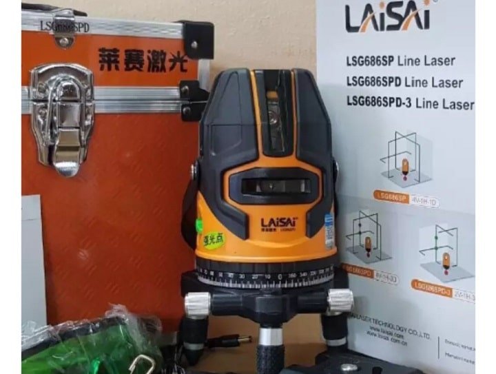 Máy cân bằng laser Laisai LSG-686SD thiết kế chắc chắn với phím chức năng rõ ràng Máy cân bằng laser Laisai LSG-686SD thiết kế chắc chắn với phím chức năng rõ ràng
