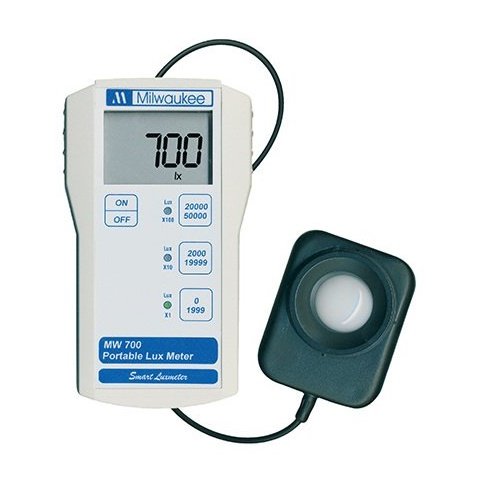 Máy đo ánh sáng điện tử hiện số Milwaukee MW700