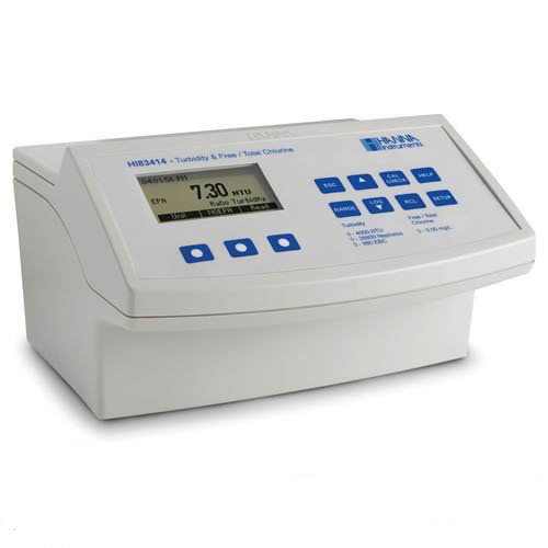 Máy đo độ đục để bàn Hanna HI83414