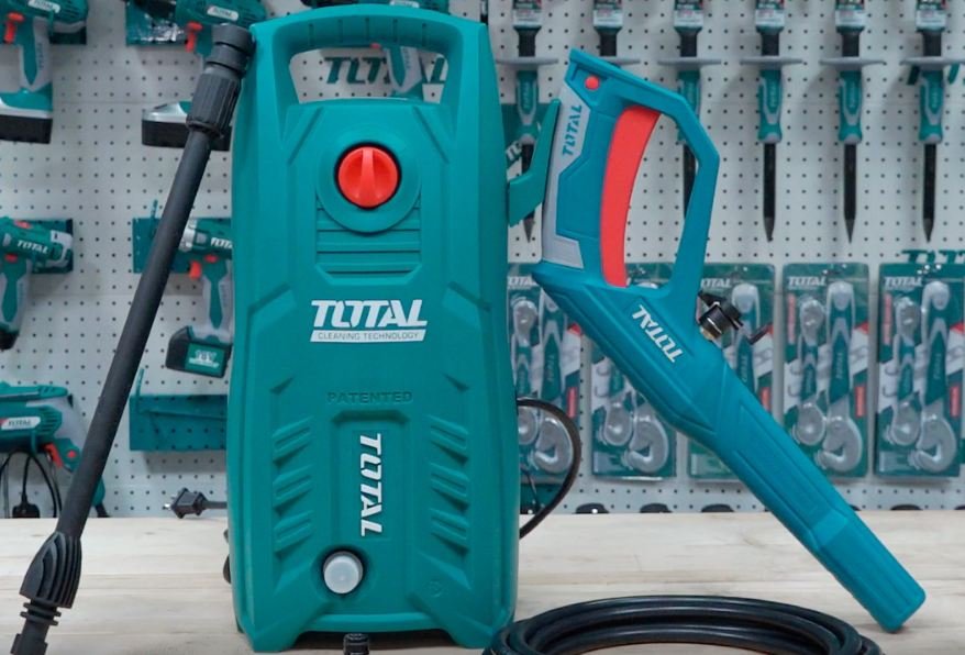 Máy rửa xe ô tô Total TGT11316 Máy rửa xe ô tô Total TGT11316