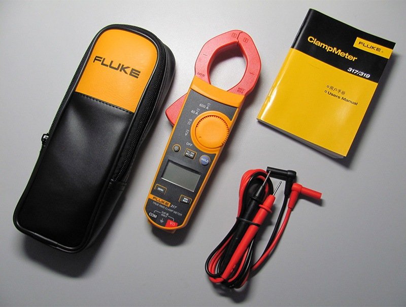 Fluke 317 có kiểu dáng nhỏ gọn, trọng lượng nhẹ Fluke 317 có kiểu dáng nhỏ gọn, trọng lượng nhẹ