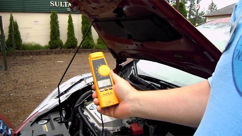 Ampe kìm Fluke 365 sử dụng dễ dàng Ampe kìm Fluke 365 sử dụng dễ dàng