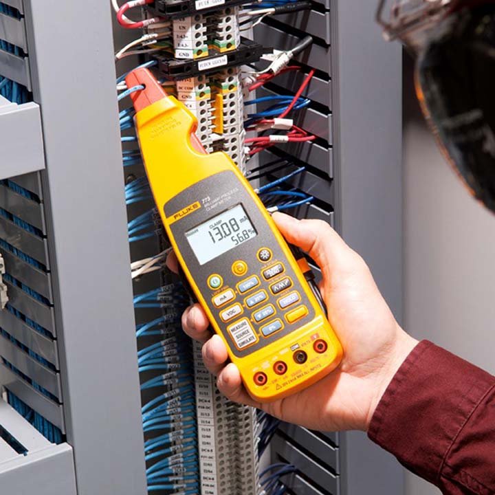 Ampe kìm Fluke 773 nhỏ gọn, ứng dụng đo đa dạng Ampe kìm Fluke 773 nhỏ gọn, ứng dụng đo đa dạng