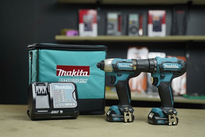 Bộ máy khoan vặn vít Makita CLX224S (TD110D+DF333D) kèm pin sạc Bộ máy khoan vặn vít Makita CLX224S (TD110D+DF333D) kèm pin sạc