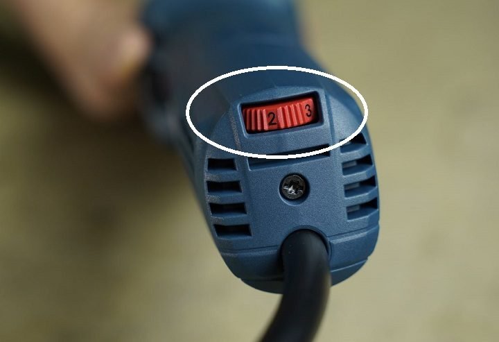 Phần điều chỉnh tốc độ của máy mài Bosch cầm tay
