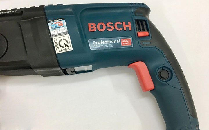 Khoan Bosch GHB 2-26RE chịu được va đập khi làm việc rất tốt Khoan Bosch GHB 2-26RE chịu được va đập khi làm việc rất tốt