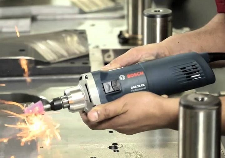 Máy mài thẳng Bosch GGS 28 LCE trang bị mô tơ 650W Máy mài thẳng Bosch GGS 28 LCE trang bị mô tơ 650W
