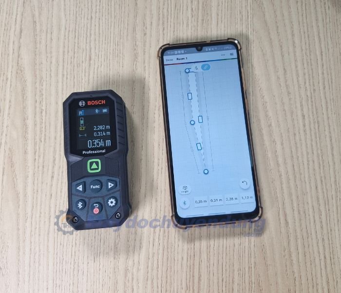 GLM 50-27 CG có tính năng kết nối với qua Bluetooth