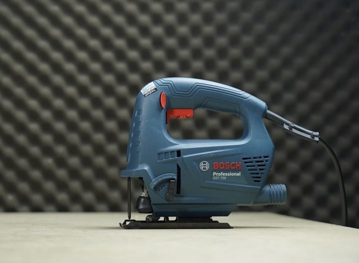 Bosch GST 700 có thiết kế chuyên nghiệp, hiện đại Bosch GST 700 có thiết kế chuyên nghiệp, hiện đại