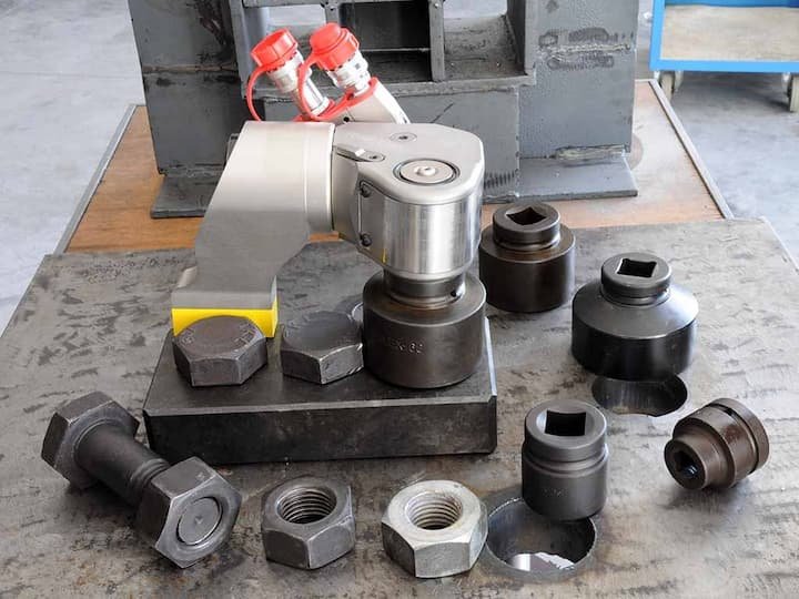 Cờ lê thủy lực dạng chụp WREN 20IBT có lực siết mạnh 2666 – 26664 N.m