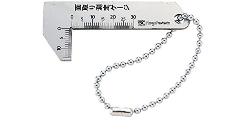 Thước đo cạnh vát Niigata CMG-10 là dụng cụ dùng để để xác định hình dạng của các chi tiết khác nhau một cách chính xác và an toàn Thước đo cạnh vát Niigata CMG-10 là dụng cụ dùng để để xác định hình dạng của các chi tiết khác nhau một cách chính xác và an toàn
