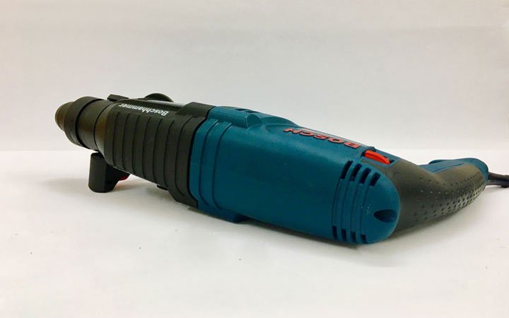 Máy khoan Bosch GBH 2-26DRE chống rung hiệu quả Máy khoan Bosch GBH 2-26DRE chống rung hiệu quả