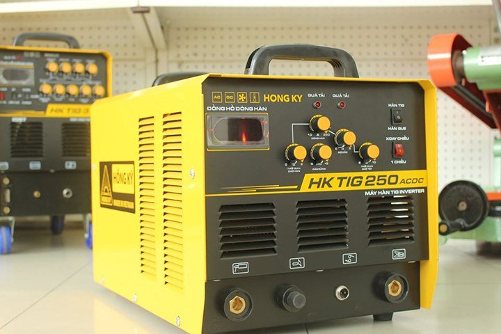 HK TIG 250 AC/DC có kí hiệu bằng Tiếng Việt, dễ dàng sử dụng HK TIG 250 AC/DC có kí hiệu bằng Tiếng Việt, dễ dàng sử dụng