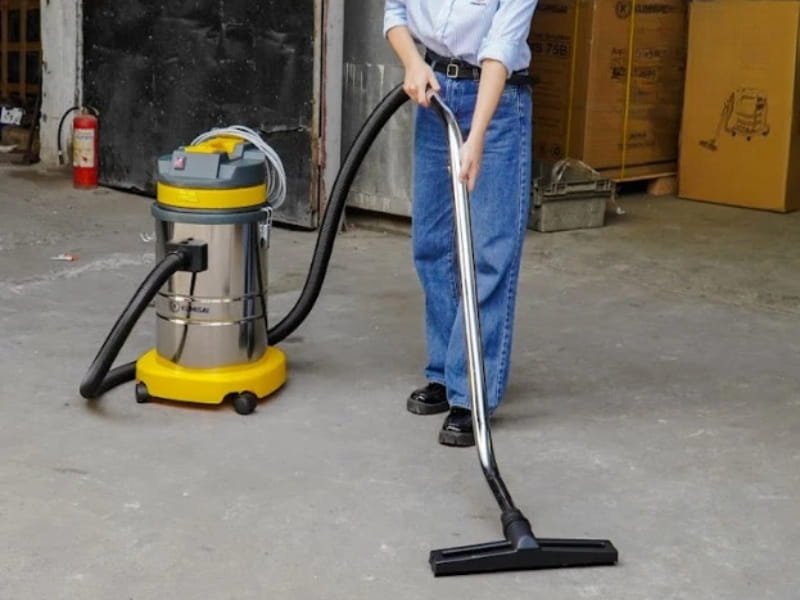 Kumisai KMS35A - giải pháp làm sạch hiệu quả cho môi trường công nghiệp