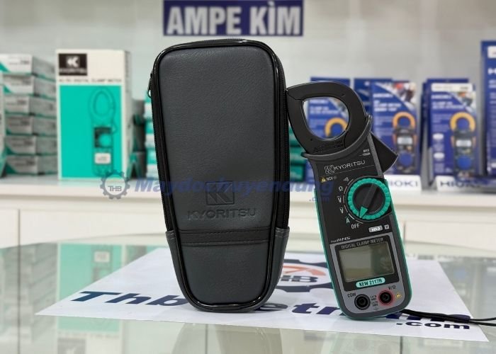 Ampe kìm Kyoritsu 2117R có thể thao tác dễ dàng 1 tay