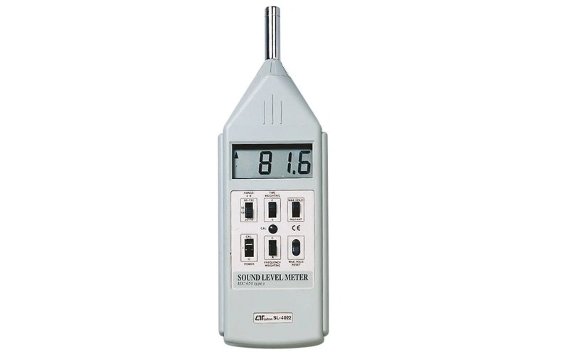 Máy đo cường độ âm thanh Lutron SL-4022