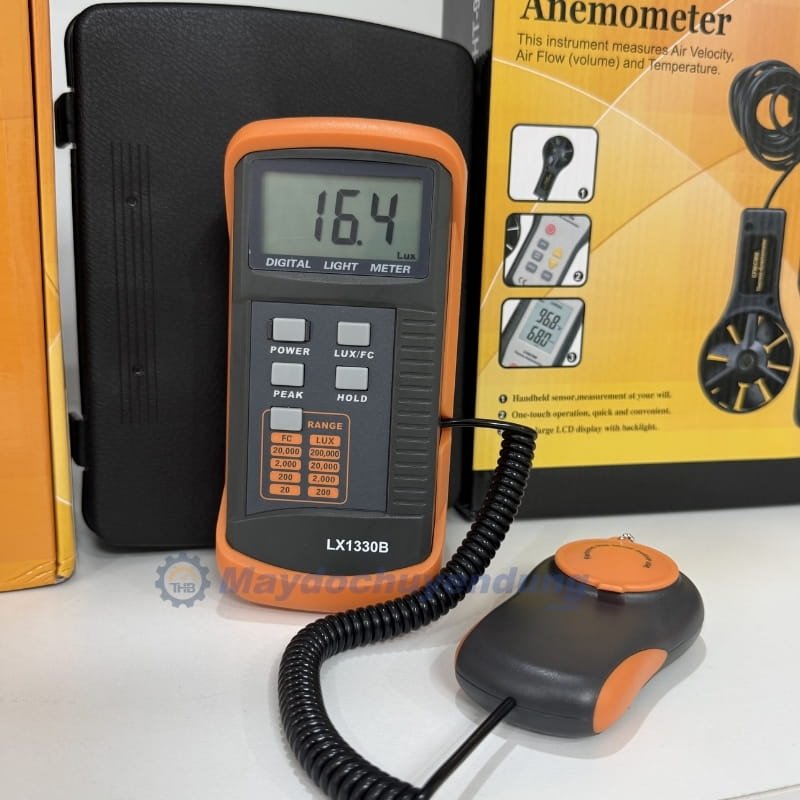 máy đo cường độ ánh sáng Total Meter LX-1330B