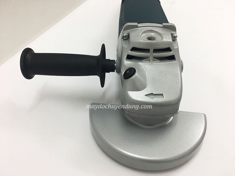 Phần đầu của máy mài góc Bosch được làm bằng hợp kim thép siêu bền