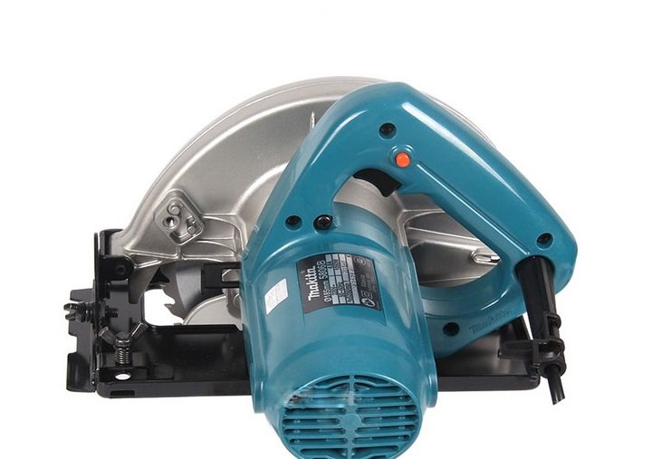 Ưu điểm nổi bật của máy cưa đĩa Makita 5806B Ưu điểm nổi bật của máy cưa đĩa Makita 5806B