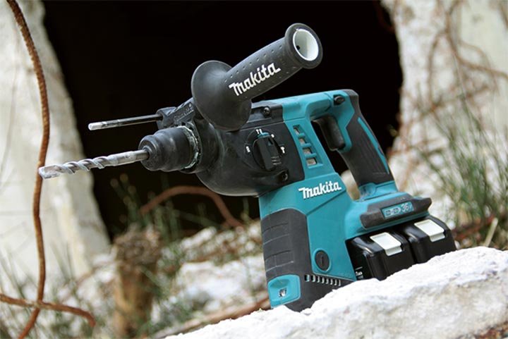 Máy khoan búa Makita DHR242RME 3 chức năng, khoan đục bê tông vượt trội