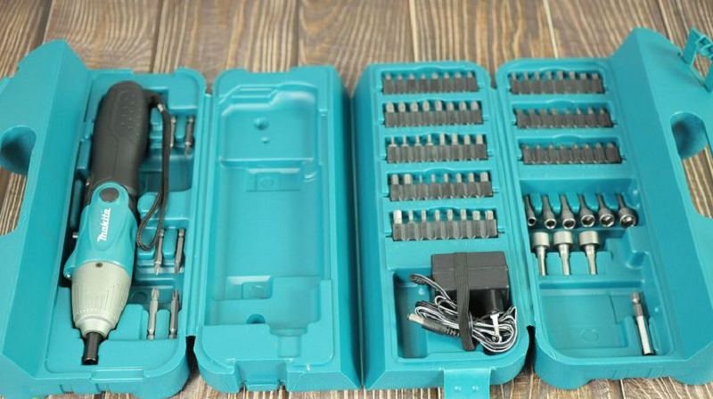 Makita 6723DW có khả năng thay thế máy siết bu lông