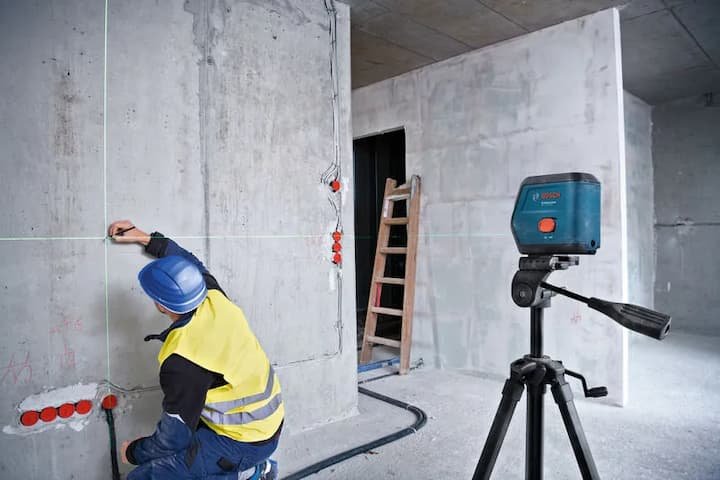 Bosch GCL 15-12 XG phù hợp cho thợ xây dựng, thợ điện nước, kiến trúc sư, kỹ thuật viên nội thất