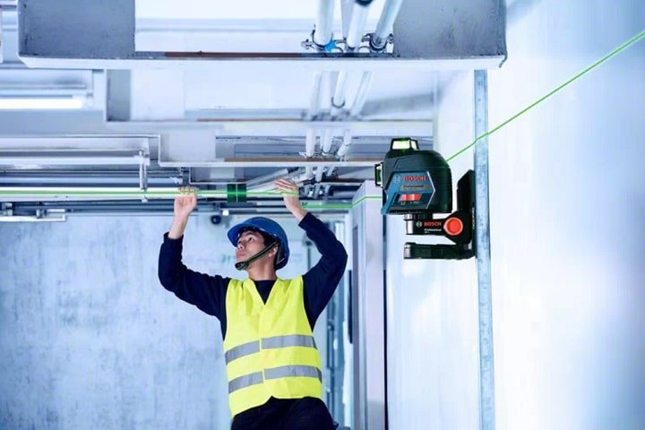 Máy có thể được cố định trên tường hay các thanh thép Máy có thể được cố định trên tường hay các thanh thép
