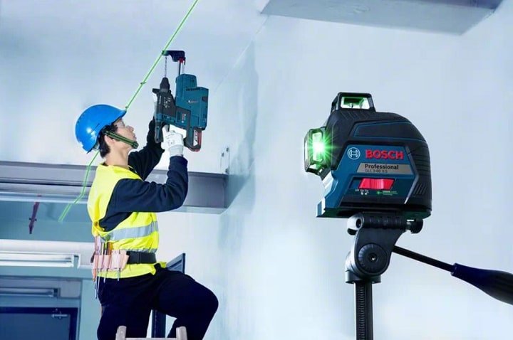 Máy cân bằng laser Bosch LL 3-60 XG dùng phổ biến trong xây dựng Máy cân bằng laser Bosch LL 3-60 XG dùng phổ biến trong xây dựng