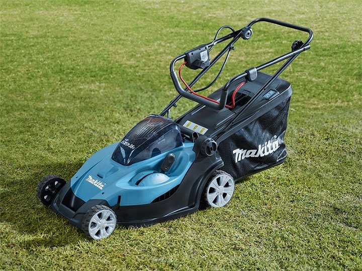 Hình ảnh thực tế máy cắt cỏ đẩy dùng pin Makita DLM431PT2