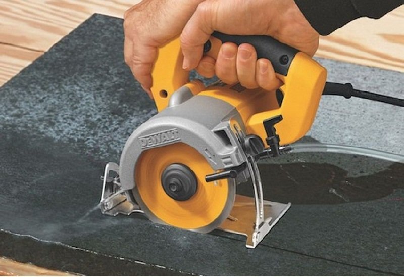 Máy cắt gạch Dewalt DW862 Máy cắt gạch Dewalt DW862