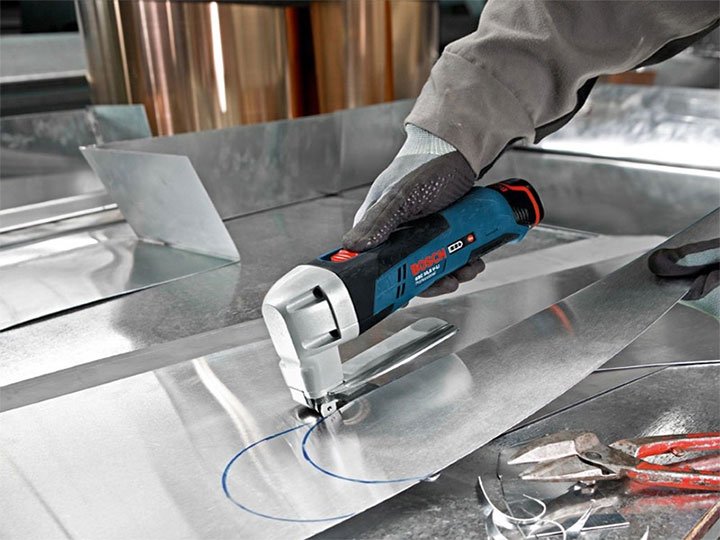 Bosch gsc 12v-13 có thể cắt đường vòm sắc lẹm Bosch gsc 12v-13 có thể cắt đường vòm sắc lẹm
