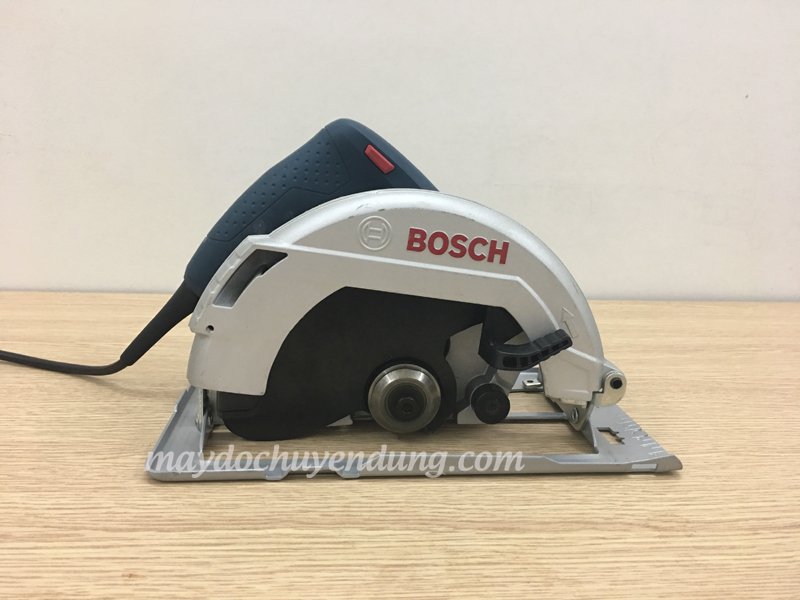 Hình ảnh máy cưa đĩa Bosch GKS 7000 Hình ảnh máy cưa đĩa Bosch GKS 7000