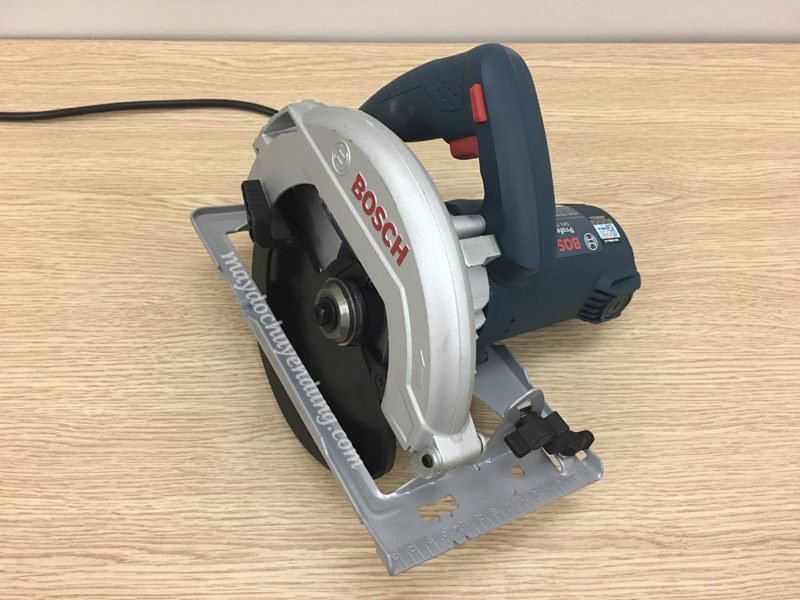 Bosch GKS 7000 nhỏ gọn, dễ dàng sử dụng Bosch GKS 7000 nhỏ gọn, dễ dàng sử dụng