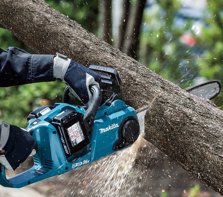 Máy cưa cắt gỗ nhanh chóng, tiết kiệm thời gian Máy cưa cắt gỗ nhanh chóng, tiết kiệm thời gian
