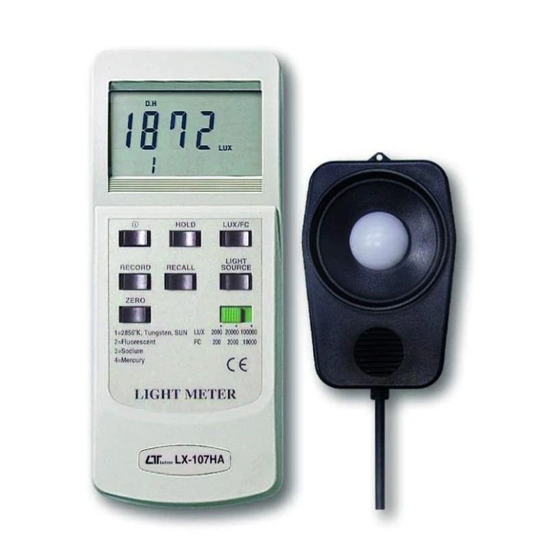 Máy đo 4 loại ánh sáng Lutron LX-107HA