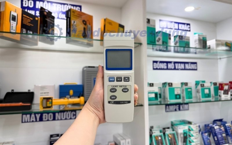 Lutron LX-1102 dải đo lên đến 400.000 Lux