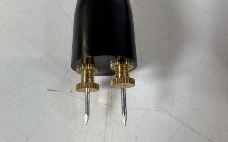 Đầu đo dạng kim của của máy đo độ ẩm gỗ Lutron MS-7000