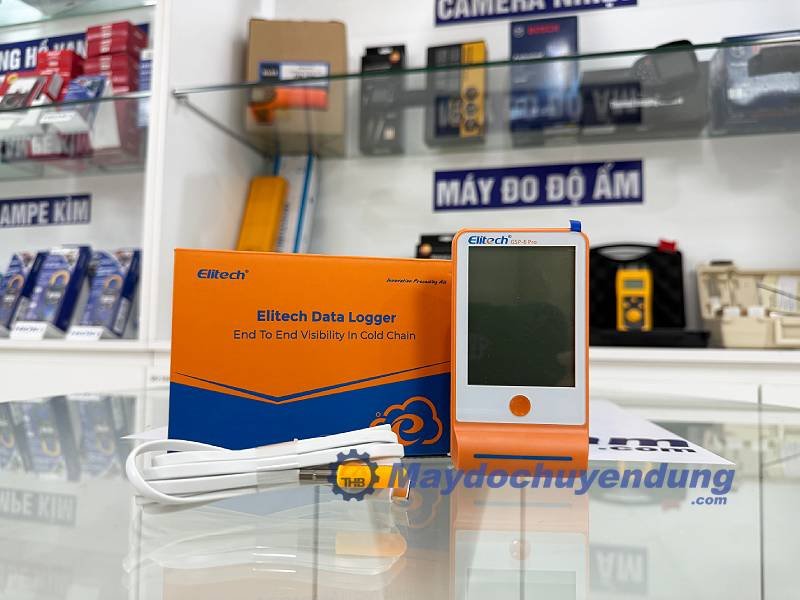 Màn hình LCD hiển thị rõ ràng các thông số