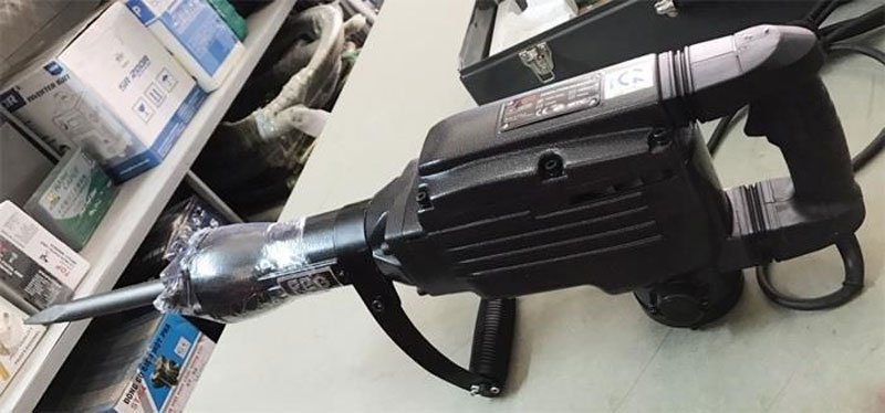 máy đục bê tông FEG EG-585