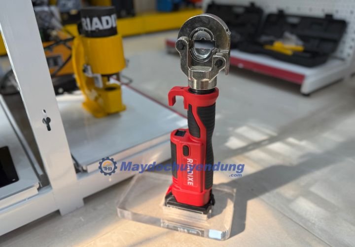GES-300 có thiết kế nhỏ gọn, tiện lợi