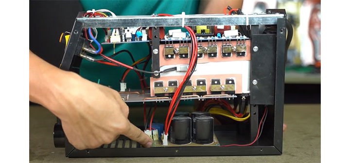 Jack cắm được bọc keo chống ẩm Jack cắm được bọc keo chống ẩm