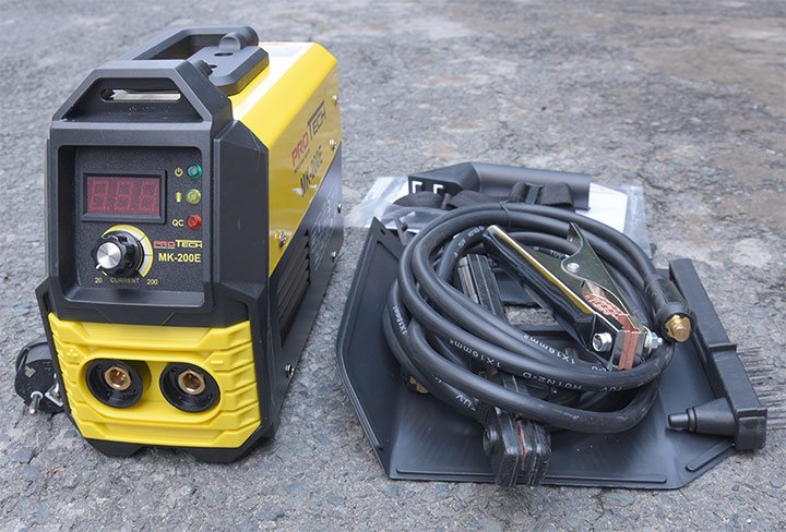 Hình ảnh bộ sản phẩm máy hàn que Protech MK200E Hình ảnh bộ sản phẩm máy hàn que Protech MK200E