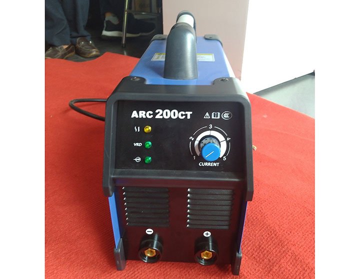 Hình ảnh thực tế máy hàn que Riland ARC 200CT