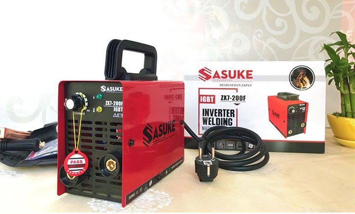 Máy hàn que xách tay Sasuke ZX7-200F đã trang bị đầy đủ phụ kiện đi kèm 