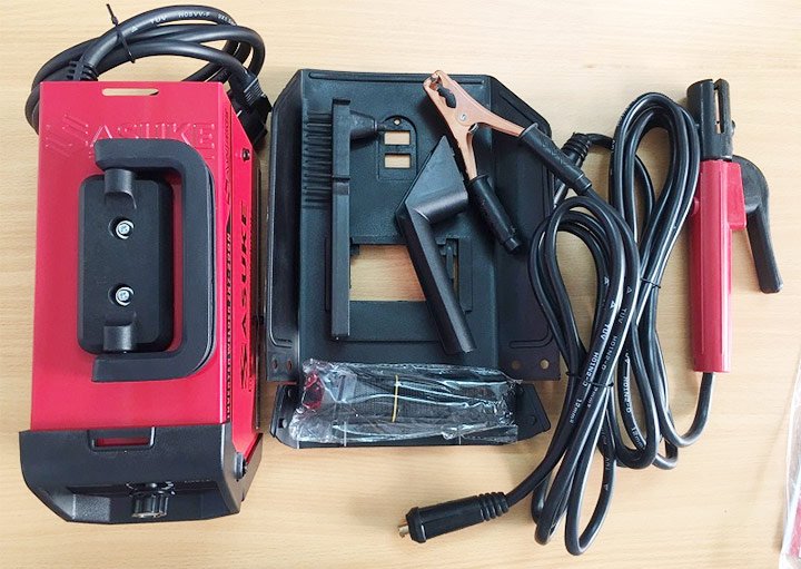 Bộ phụ kiện đi kèm của bộ máy hàn 200A Sasuke ZX7 200E Bộ phụ kiện đi kèm của bộ máy hàn 200A Sasuke ZX7 200E